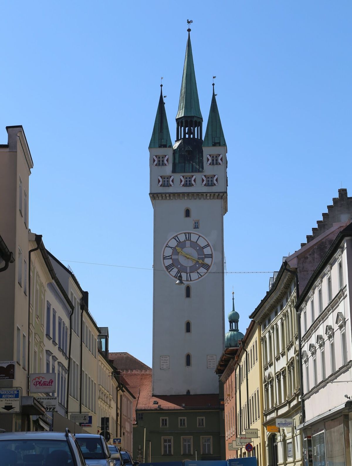 Der historische Stadtturm von Straubing