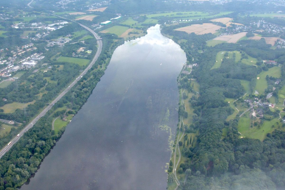 Luftbild des Kemnader Sees an der unteren Ruhr